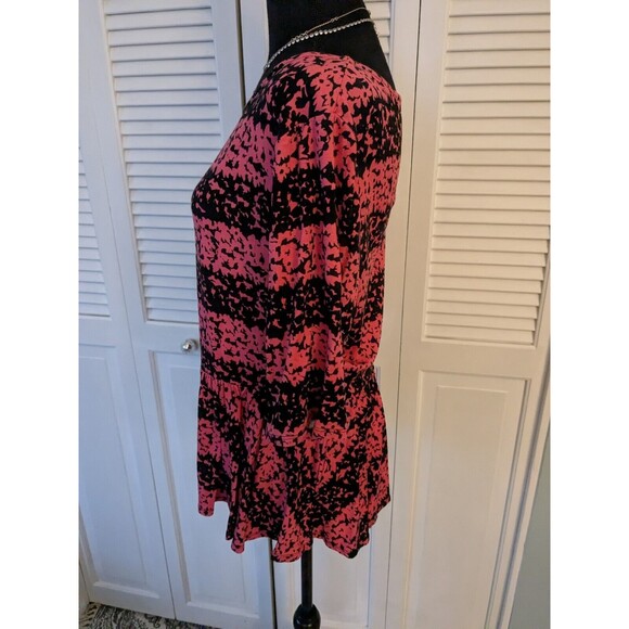 Elle Top Women's L Coral Pink Black Scoop Neck Keyhole Peplum Stretch Blouse - Picture 5 of 11